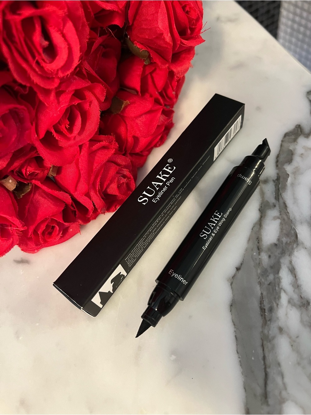 Suake Black Dual Tip precision Eyeliner Pen - Intense Black